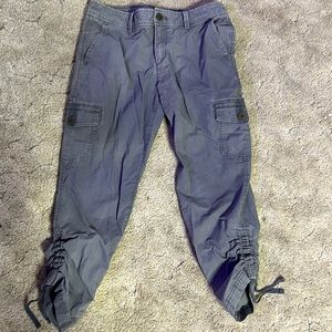 Women’s gray Eddie Bauer capris size 2